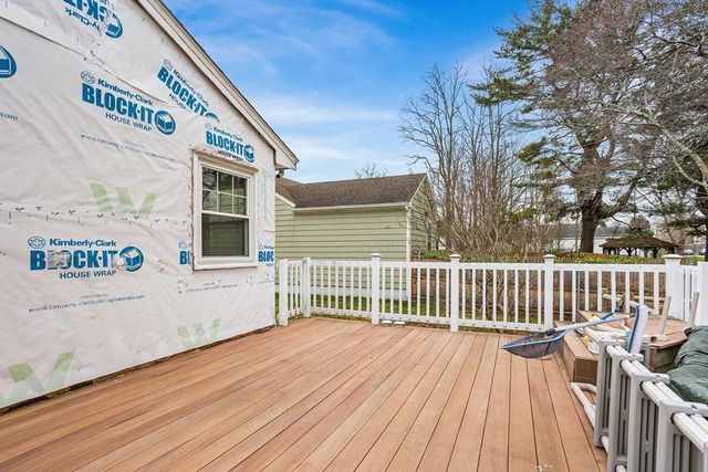 1064 Somerset Ave, Dighton, MA 02764