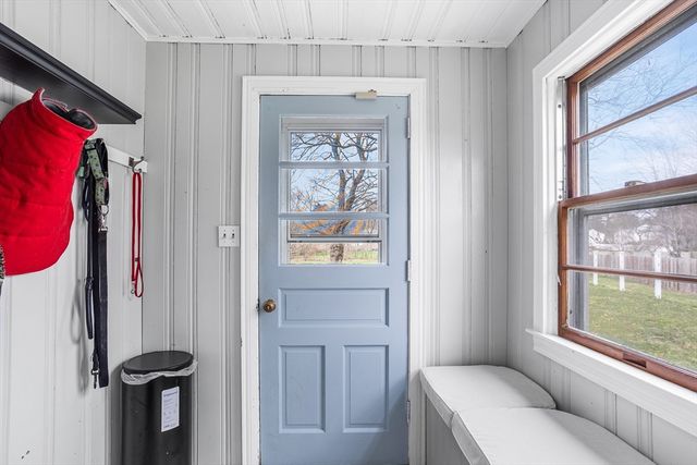 1064 Somerset Ave, Dighton, MA 02764