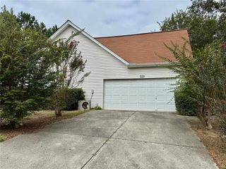 1431 Log Cabin Lane, Lawrenceville, GA 30045