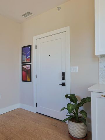 707 Georgia Ave Avenue 405, Chattanooga, TN 37402