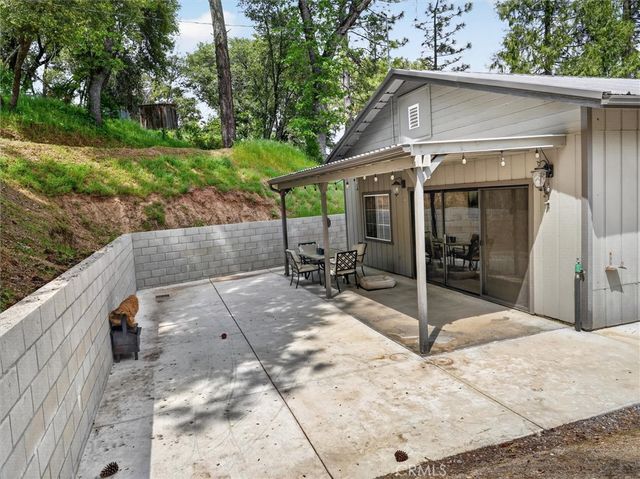41860 Road 222, Oakhurst, CA 93644