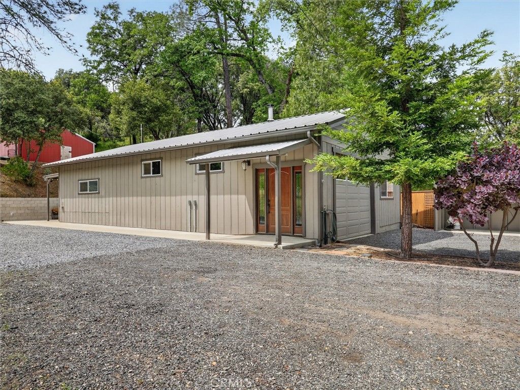 41860 Road 222, Oakhurst, CA 93644