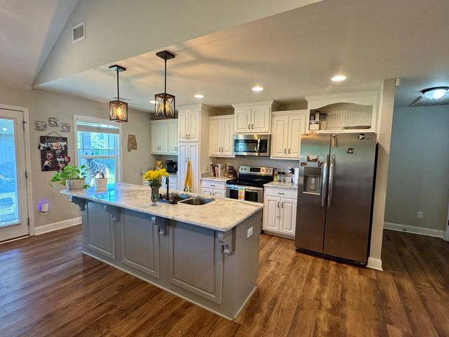 98 Old Glory Way, Fort Mitchell, AL 36856
