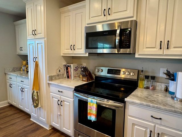 98 Old Glory Way, Fort Mitchell, AL 36856