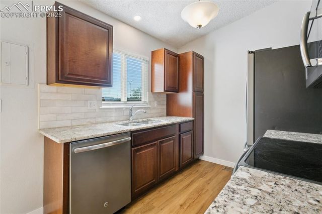 6188 Gunshot Pass Drive, Colorado Springs, CO 80917