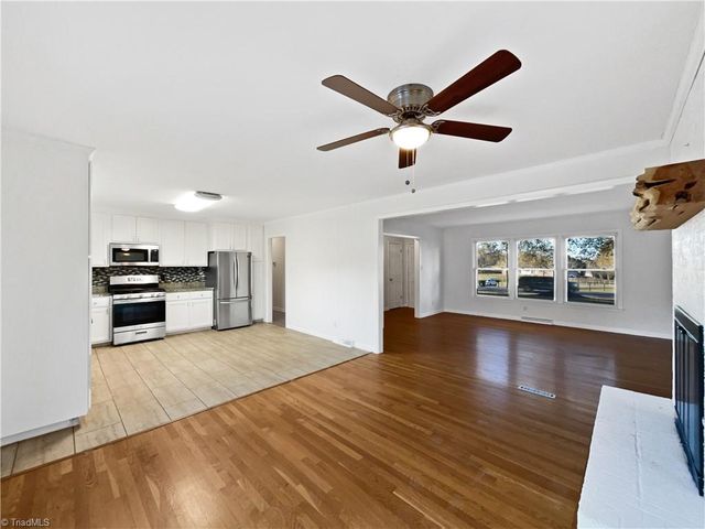 1176 Hickory Tree Road, Winston-salem, NC 27127