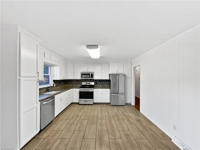 1176 Hickory Tree Road, Winston-salem, NC 27127