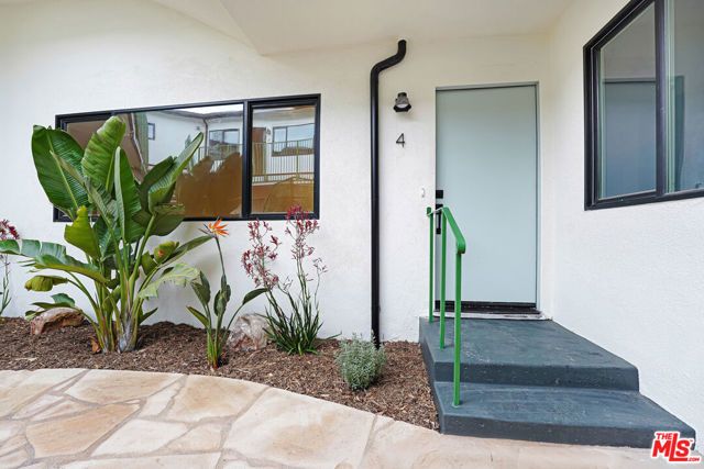 16185 W Sunset Blvd 4, Pacific Palisades (los Angeles), CA 90272