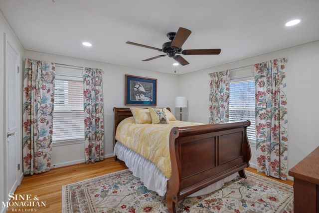 171 Merriweather Road, Grosse Pointe Farms, MI 48236