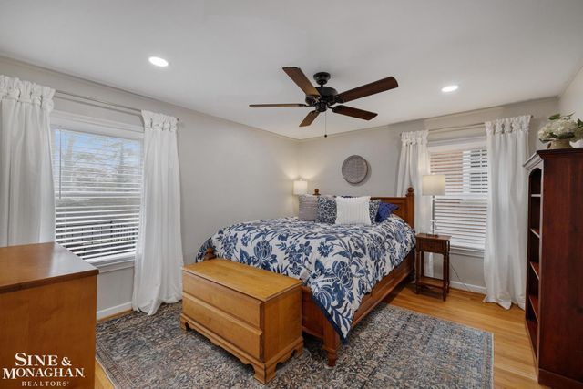 171 Merriweather Road, Grosse Pointe Farms, MI 48236