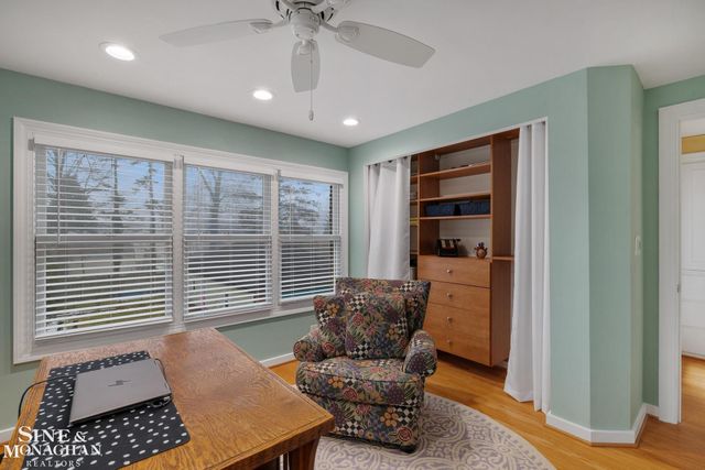 171 Merriweather Road, Grosse Pointe Farms, MI 48236