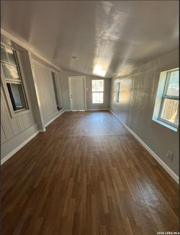 1111 DELGADO ST, San Antonio, TX 78207