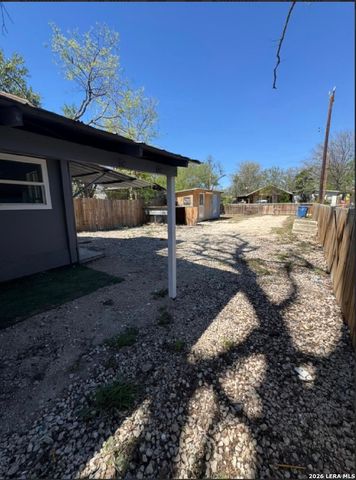1111 DELGADO ST, San Antonio, TX 78207