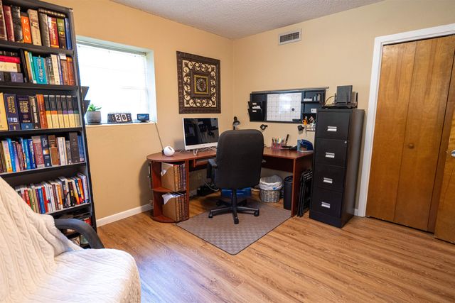 2102 Great Oak Drive, Tallahassee, FL 32303