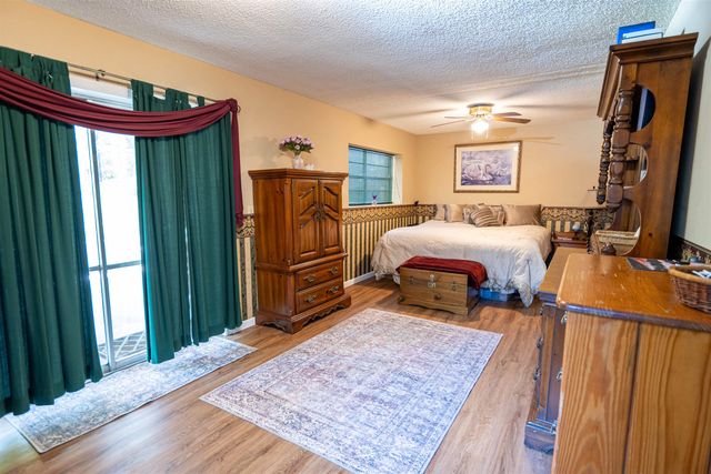 2102 Great Oak Drive, Tallahassee, FL 32303