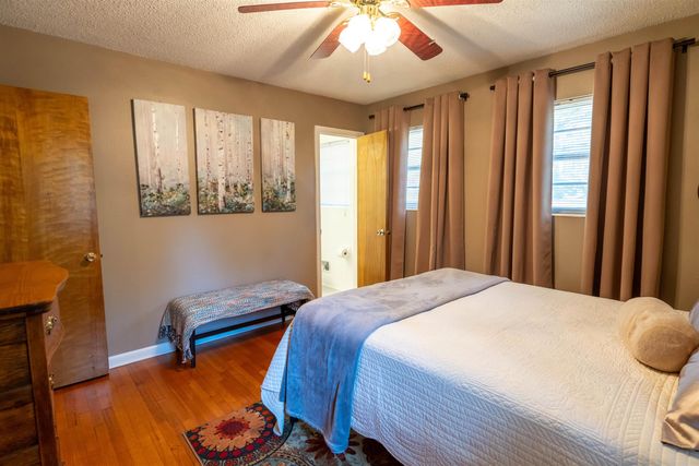 2102 Great Oak Drive, Tallahassee, FL 32303