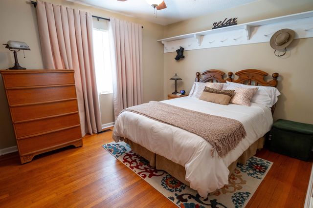 2102 Great Oak Drive, Tallahassee, FL 32303