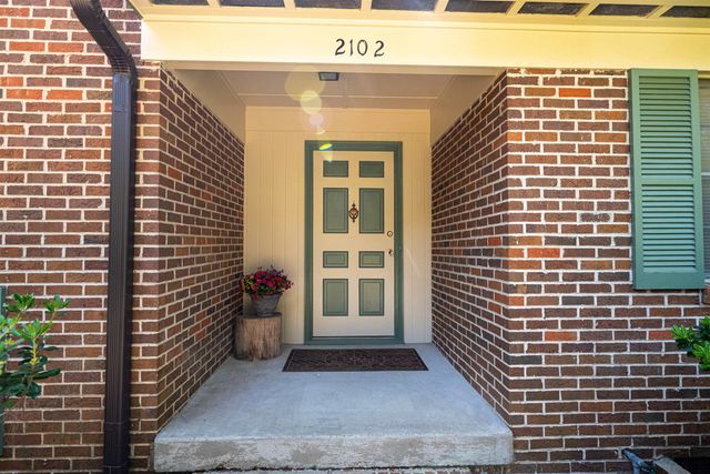 2102 Great Oak Drive, Tallahassee, FL 32303