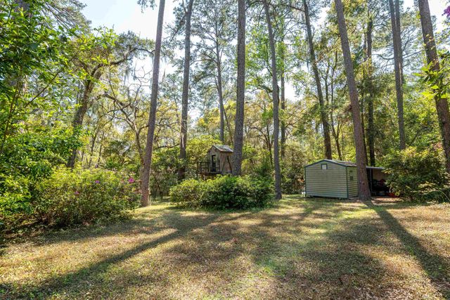 2102 Great Oak Drive, Tallahassee, FL 32303