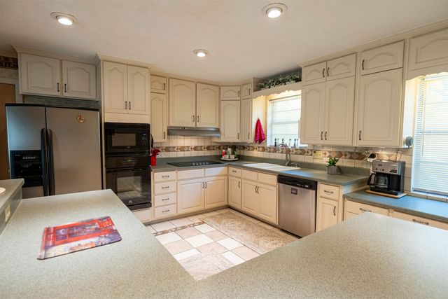 2102 Great Oak Drive, Tallahassee, FL 32303