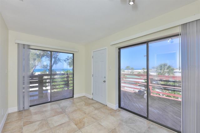 10220 GULF BOULEVARD 1, Treasure Island, FL 33706