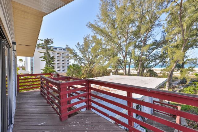 10220 GULF BOULEVARD 1, Treasure Island, FL 33706