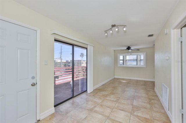 10220 GULF BOULEVARD 1, Treasure Island, FL 33706