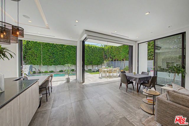 622 S Sycamore Avenue, Los Angeles, CA 90036