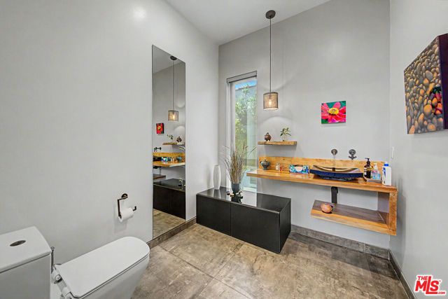 622 S Sycamore Avenue, Los Angeles, CA 90036