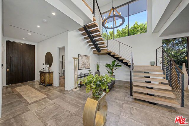 622 S Sycamore Avenue, Los Angeles, CA 90036