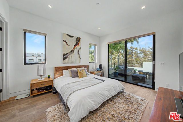 622 S Sycamore Avenue, Los Angeles, CA 90036