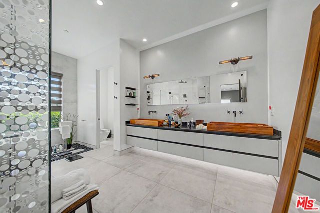 622 S Sycamore Avenue, Los Angeles, CA 90036