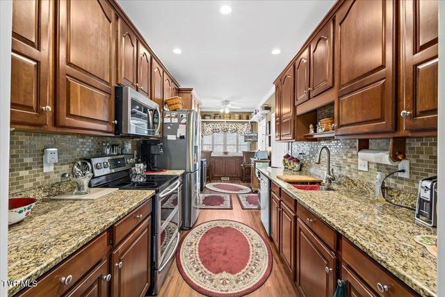 113 Hampton Green Green 113, Colonial Heights, TN 37663