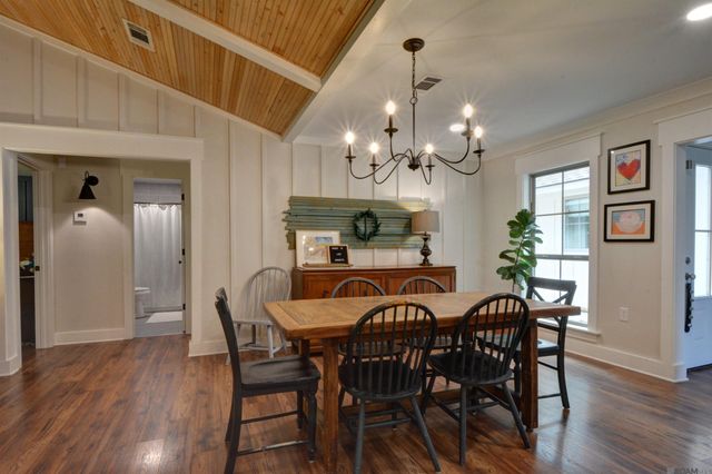 23065 Elberta Ln, Zachary, LA 70791
