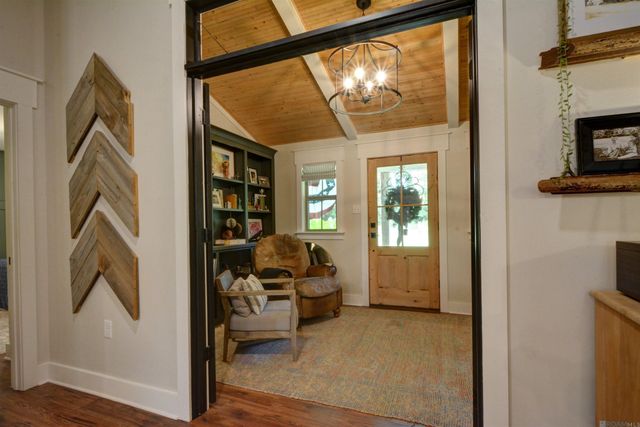 23065 Elberta Ln, Zachary, LA 70791