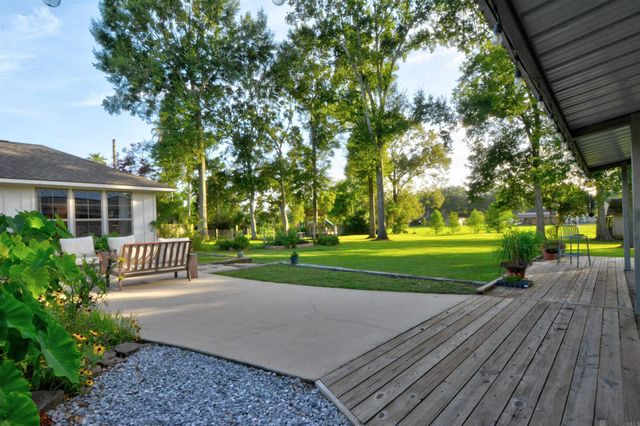 23065 Elberta Ln, Zachary, LA 70791