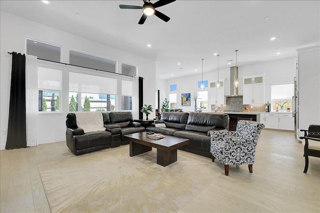 3065 Palo Alto St, Roseville, CA 95747