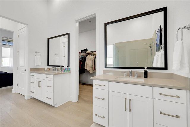3065 Palo Alto St, Roseville, CA 95747