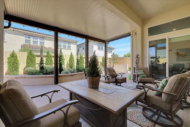 3065 Palo Alto St, Roseville, CA 95747