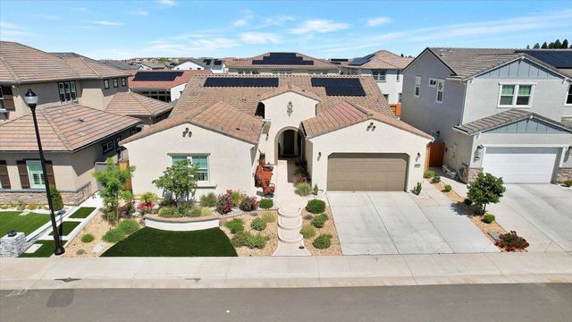 3065 Palo Alto St, Roseville, CA 95747