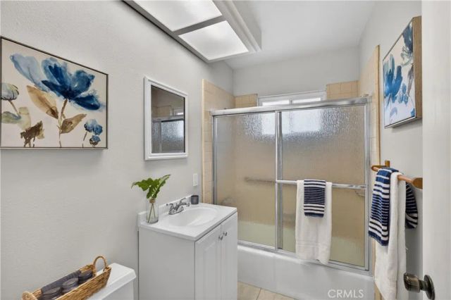 2722 185th Street, Redondo Beach, CA 90278