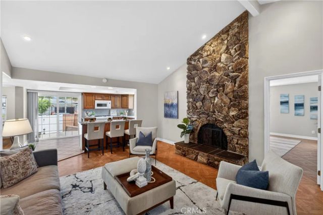 2722 185th Street, Redondo Beach, CA 90278