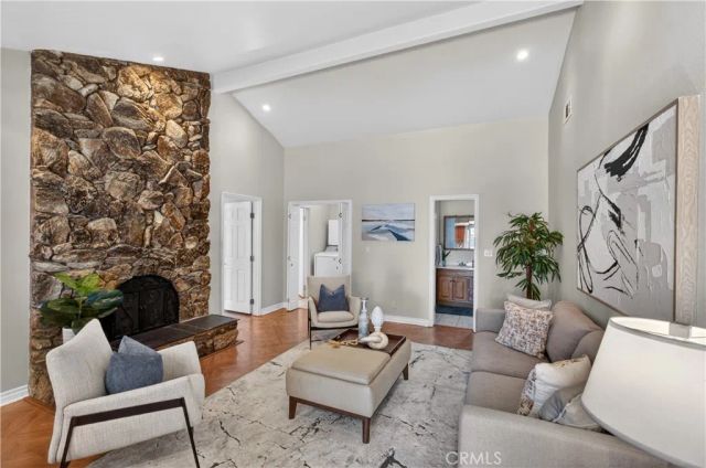 2722 185th Street, Redondo Beach, CA 90278