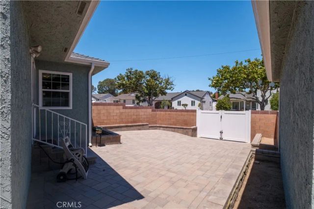 2722 185th Street, Redondo Beach, CA 90278