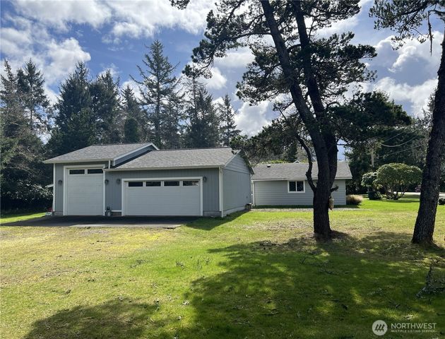 29408 O Street, Ocean Park, WA 98640