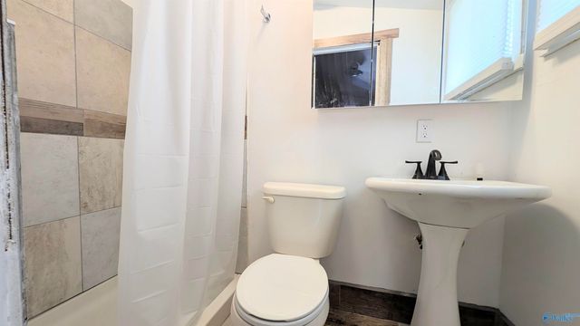 301 Davis Street, Gadsden, AL 35903