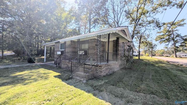 301 Davis Street, Gadsden, AL 35903