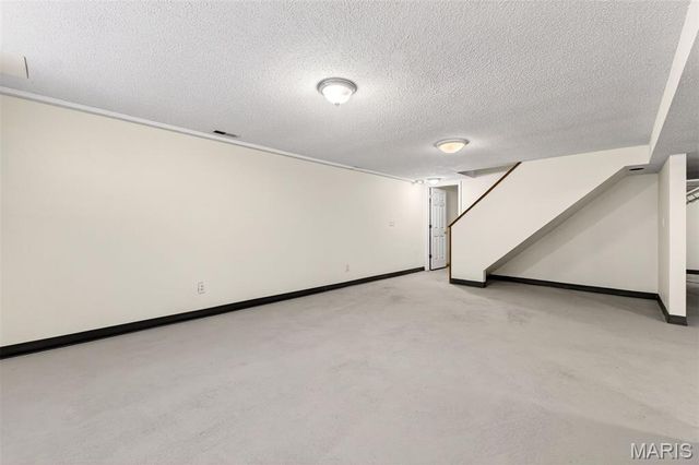 15556 Country Ridge Drive, Chesterfield, MO 63017