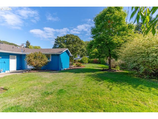 1395 Nw TWINS Ln, Albany, OR 97321