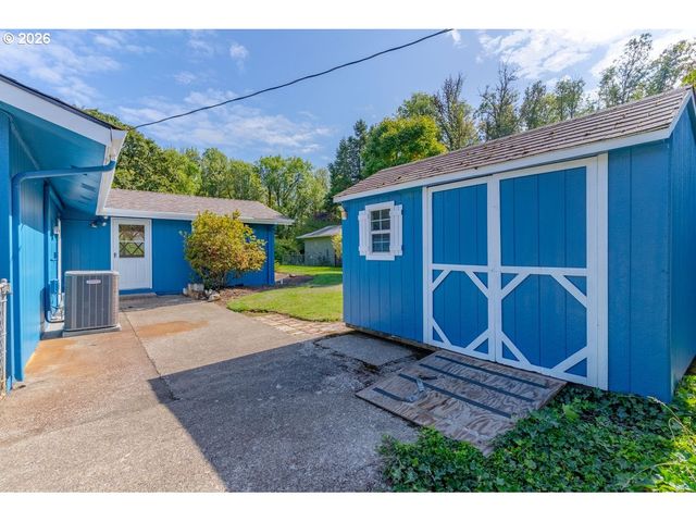 1395 Nw TWINS Ln, Albany, OR 97321